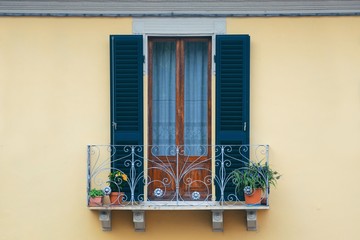 Lucca window