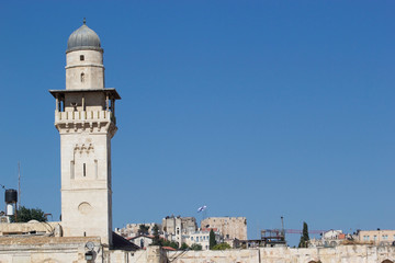 Fototapeta na wymiar Mosque minaret