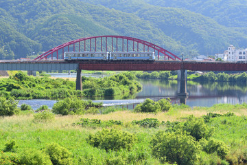 鉄橋を走る三江線