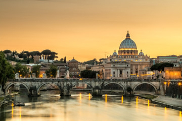Fototapeta na wymiar View of Rome with the sunset, Vatican and St Peter's basilica