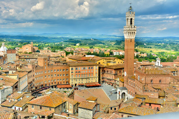 Fototapeta na wymiar panorama of the city of siena in tuscany