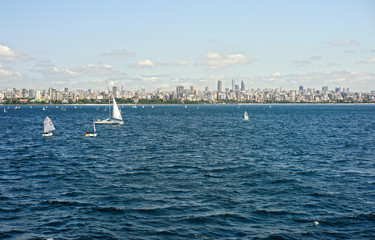 Obraz premium Small sailing ship Bosphorus waters Istanbul Turkey