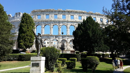 Pula anfiteatro