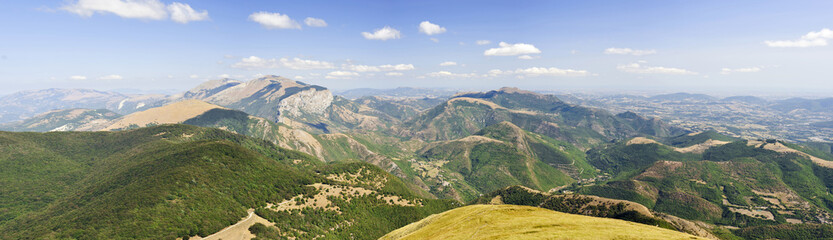 Panorama dalla cima del Monte Cucco (PG)