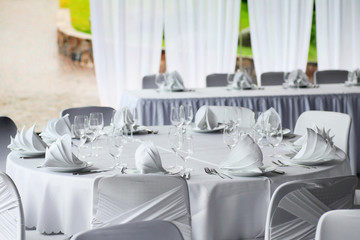 restaurant dinner setting