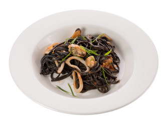 Fototapeta na wymiar noodles with seafood on a plate