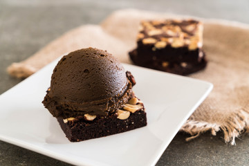 chocolate brownies with chocolate ice cream