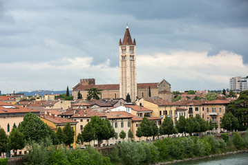 Fototapeta na wymiar Historic center of Verona in Italy