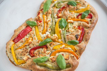 Focaccia Brot mit Gemüse