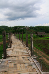 Fototapeta na wymiar Zutongpae Bridge