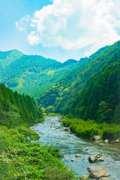 西日本の渓谷・深山の風景