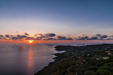 Fototapeta na wymiar Costa degli Dei al tramonto