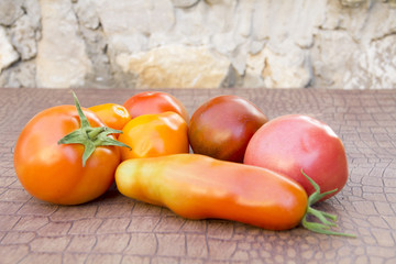 Ripe tomatoes of different varieties