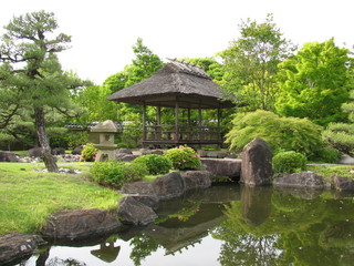 Fototapeta na wymiar kyoto imperial palace pond
