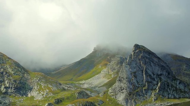 Nuvole in montagna, Colle Gran San Bernardo