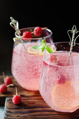 Sparkling pink raspberry lemonade