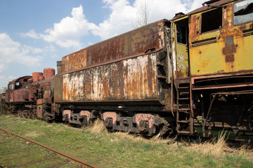 Plakat Old rusty locomotives and cars