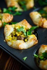 Baked puff pastry with mushrooms