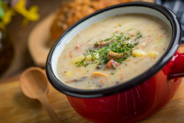 The sour soup made of rye flour.