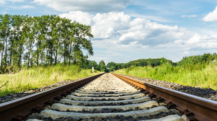 Fototapeta premium tracks perspective landscape view