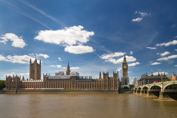 Fototapeta premium London, United Kingdom – August 13, 2017: Big Ben (Elizabeth Tower) and Palace of Westminster undergo renovation and conservation work