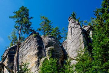 Formacje skalne w skalnym mieście Adrspach w Czeskiej Republice