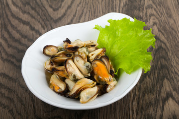Pickled mussels