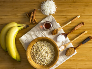 Oats with banana caramelized