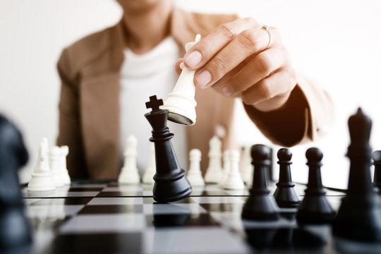 Master the Art of Setting Up a Chess Board: 6 Simple Steps for How to Set Up Chess Board