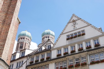Türme der Frauenkirche in München (Liebfrauendom) 
