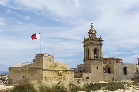Cathedral and flag of Malta