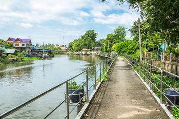 Fototapeta na wymiar The river walkway in Thailand
