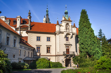 Fototapeta na wymiar Pruhonicve castle near Prague