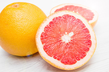 a group of fresh grapefruit