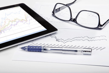 Esame titoli mercato azionario