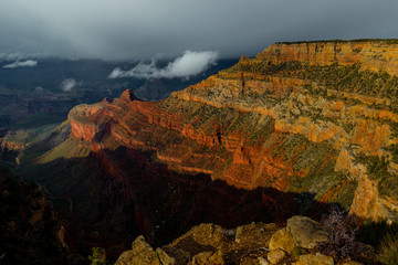 Fototapeta na wymiar grand canyon - clouds
