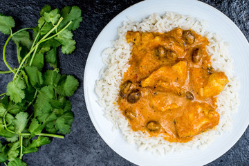 Fruity Mild Chicken Curry With Boiled Rice