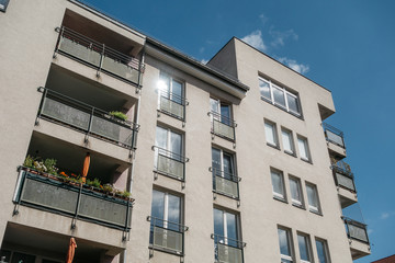 Obraz premium white apartment block at east berlin