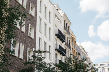 townhouses in berlin with green trees