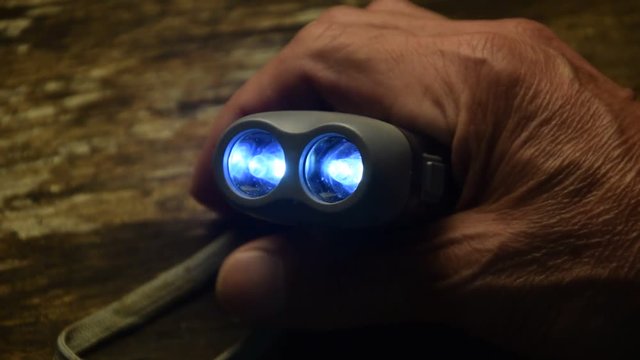 Dynamo torch F&aacute;klya Torcia a dinamo generador el&eacute;ctrico Gleichstrommaschine video डायनेमो 다이너모  دينامو Dinam&oacute; Dinamoja Динамо-машина ダイナモ 