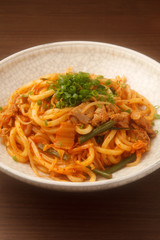 豚キムチ焼きうどん