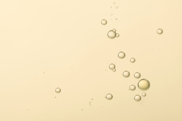 Flowing oil bubbles