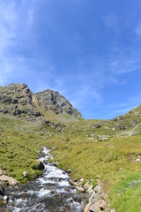 Fototapeta na wymiar Krummgampenbach im Kaunertal - Ötztaler Alpen 