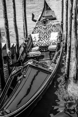 Gondola in Venice - Gondola service in the canals