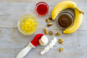 Banana split flat lay