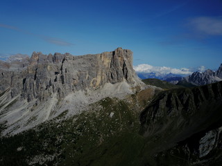 Dolomiten aus der Luft