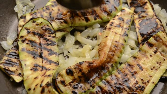 Solanum melongena Aubergine Melanzana Lilek ナス vejcoplod&yacute; Melanzane video Psianka podłużna Baklažanas Beringela Wideo Berenjena videotechnik बैंगन Berinjela Eggplant 