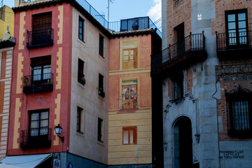 Fototapeta na wymiar Painted building in Toledo, Spain
