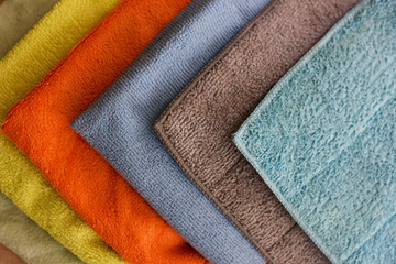 Multicolored microfibre cleaning napkins