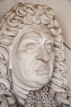 Samuel Pepys Sculpture In London